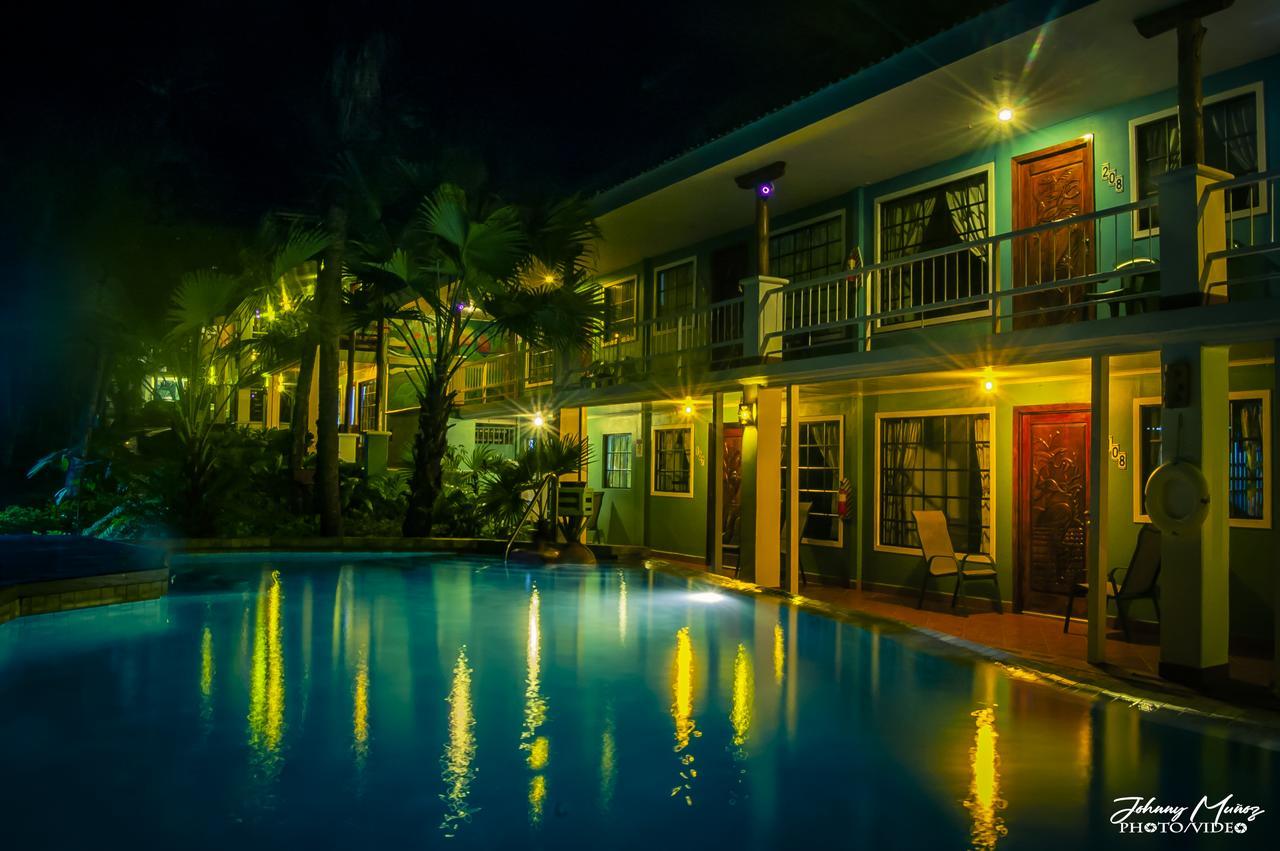 Oceanfront Hotel Verde Mar Direct Access To The Beach Manuel Antonio Extérieur photo